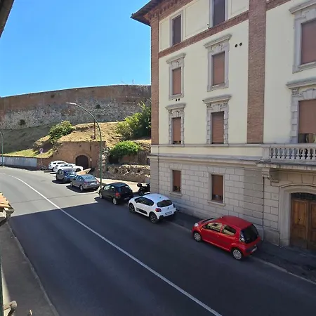 Palio House Montluc * Siena